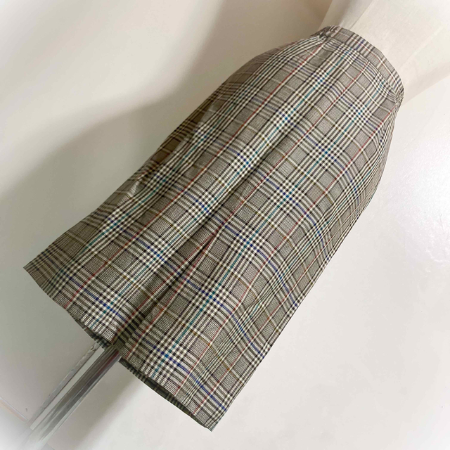 VINVERT(バンベール)のカラフルチェック柄スカート レディースのスカート(ひざ丈スカート)の商品写真