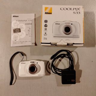 ニコン(Nikon)のNikon  COOLPIX クールピックスS33 防水カメラ　ジャンク品(コンパクトデジタルカメラ)