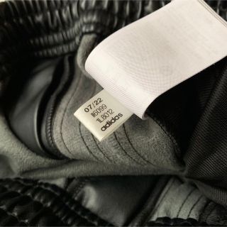 adidas - 極美品 アディダス フェイクレザー アディブレイクパンツ