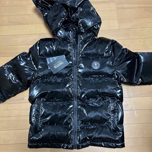 TrapStar ダウンジャケット 艶 黒色 Mサイズ - 通販 - olivierdolz.fr