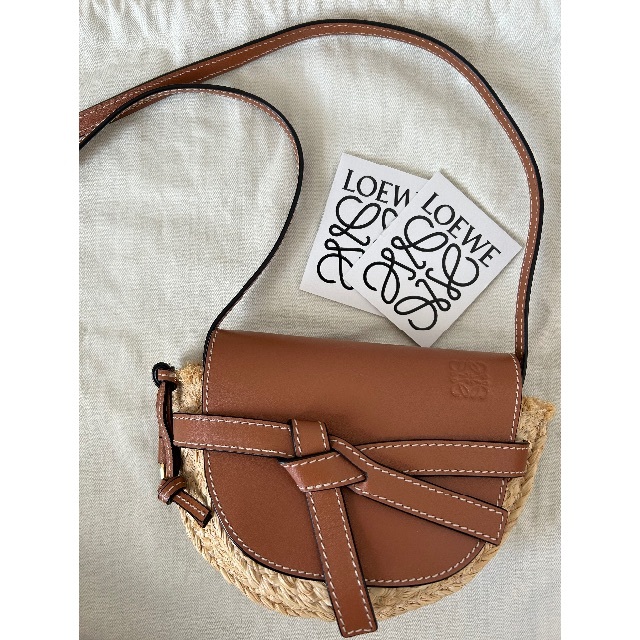半額SALE/ LOEWE - 極美品 ロエベ ゲートミニ ショルダーバッグ