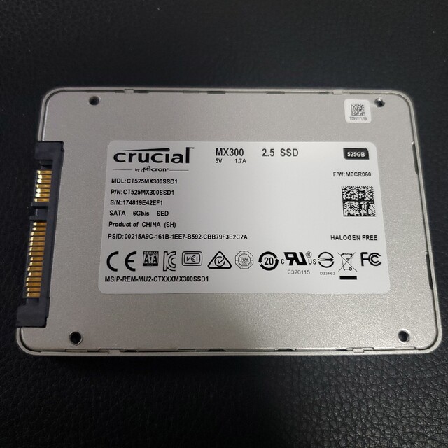 Crucual  CT525MX300SSD1 sata SSD 525GB 1