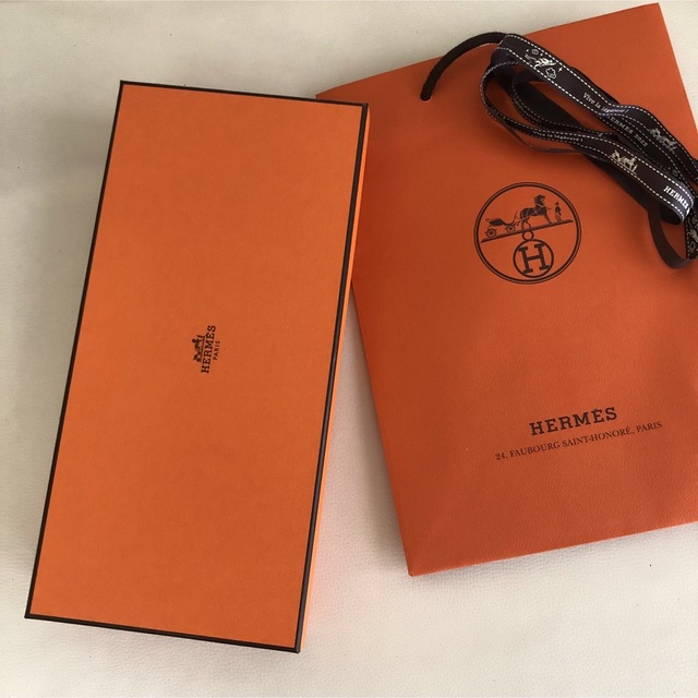 Hermes(エルメス)のmint様専用　エルメス　HERMES  タオルハンカチ　ハンカチ レディースのファッション小物(ハンカチ)の商品写真