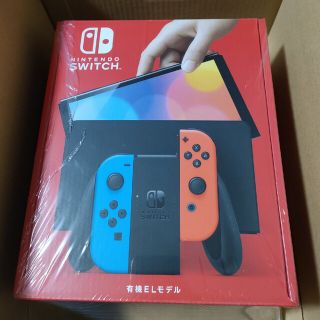 ニンテンドースイッチ(Nintendo Switch)の【未使用新品】Nintendo Switch　有機ELモデル　Joy-Con付き(家庭用ゲーム機本体)