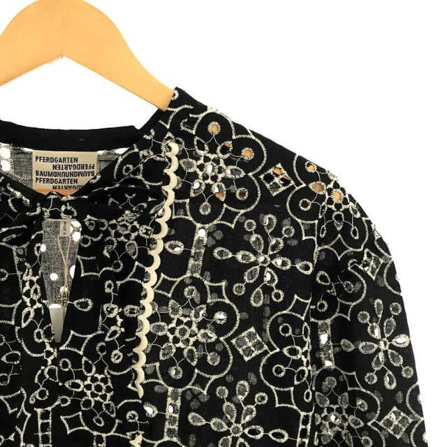 【新品】 BAUM UND PFERDGARTEN / バウムウンドヘルガーデン | May アイレット レース ブラウス オーガニック コットン 刺繍 スカラップ プルオーバー | 36 | Black | レディース