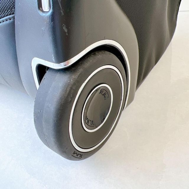 希少・激レア】TUMI キャリーケース コロコロ 機内持ち込み可 市場なし