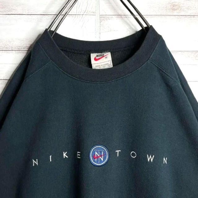 NIKE - 【入手困難!!】ナイキ ✈︎刺繍ロゴ town 白タグ ゆるだぼ ...