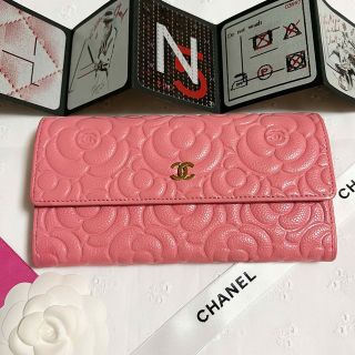 シャネル(CHANEL)のれいちゃん様専用★CHANEL  長財布 カメリア キャビアスキン【29番台】(財布)