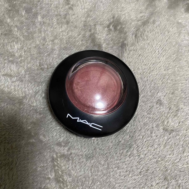 MAC(マック)のＭ・Ａ・Ｃ ミネラライズ ブラッシュ グリーフル コスメ/美容のベースメイク/化粧品(チーク)の商品写真