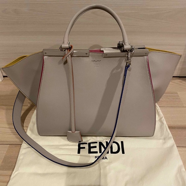 格安新品 FENDI - FENDI フェンディ トロワジュール ハンドバッグ