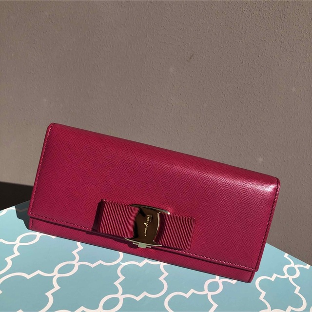 Salvatore Ferragamo 長財布ファッション小物