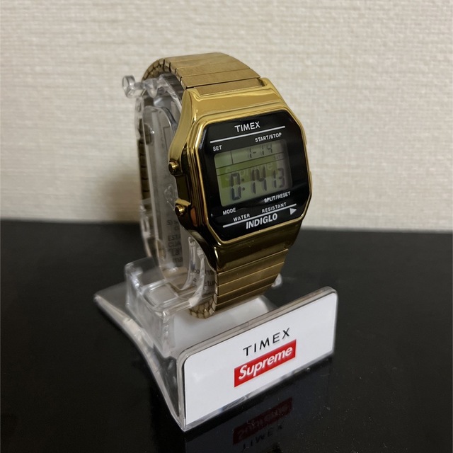 Supreme(シュプリーム)のsupreme × TIMEX 腕時計 メンズのメンズ その他(その他)の商品写真