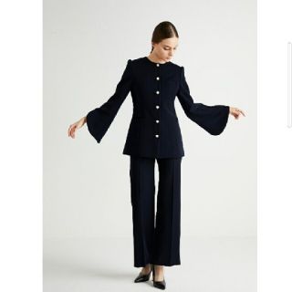 ボーダーズアットバルコニー(BORDERS at BALCONY)のボーダーズアットバルコニーのROUND SLIT   SLEEVE JACKET(ノーカラージャケット)