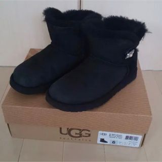 アグ(UGG)のアグ　ugg ムートン　黒　スワロフスキー(ブーツ)