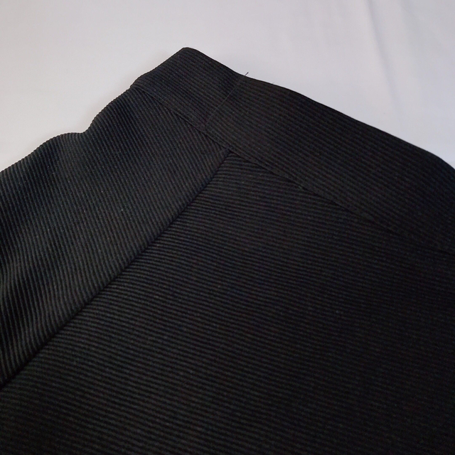 ZARA(ザラ)の美品 ZARA BASIC ザラベーシック 黒 ブラック ミニスカート S レディースのスカート(ミニスカート)の商品写真