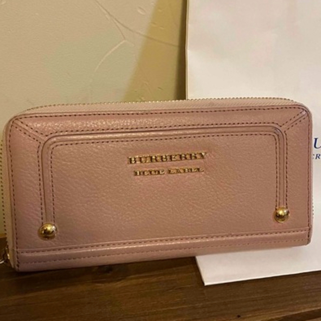 BURBERRY BLUE LABEL(バーバリーブルーレーベル)の売切!最終値下げ！バーバリー　ブルーレーベル　財布　長財布　ノバチェック　 レディースのファッション小物(財布)の商品写真