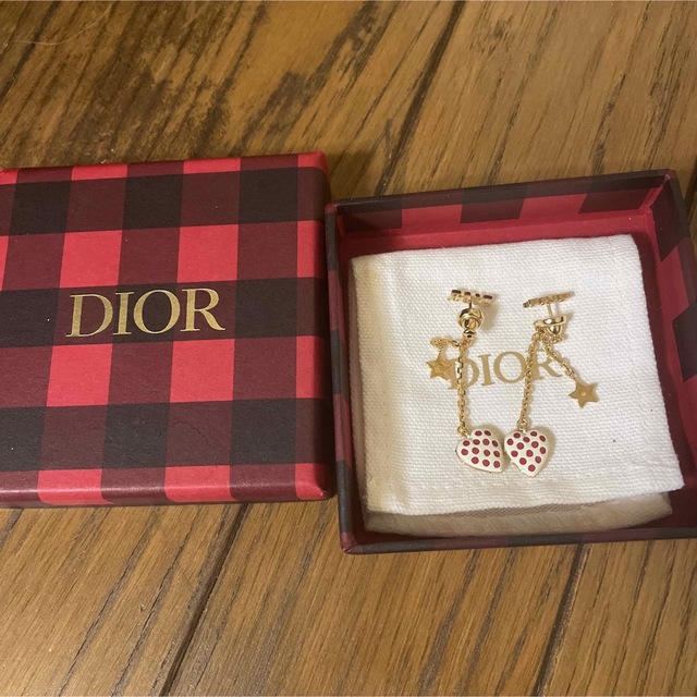 Christian Dior(クリスチャンディオール)のクリスチャン・ディオール　ピアス　ホワイトハートドット レディースのアクセサリー(ピアス)の商品写真