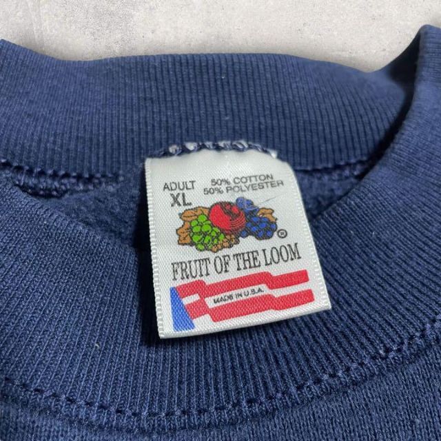 FRUIT OF THE LOOM(フルーツオブザルーム)のUS古着 米国製 フルーツオブザルーム リンゴ りんご刺繍 スウェット XL 紺 メンズのトップス(スウェット)の商品写真