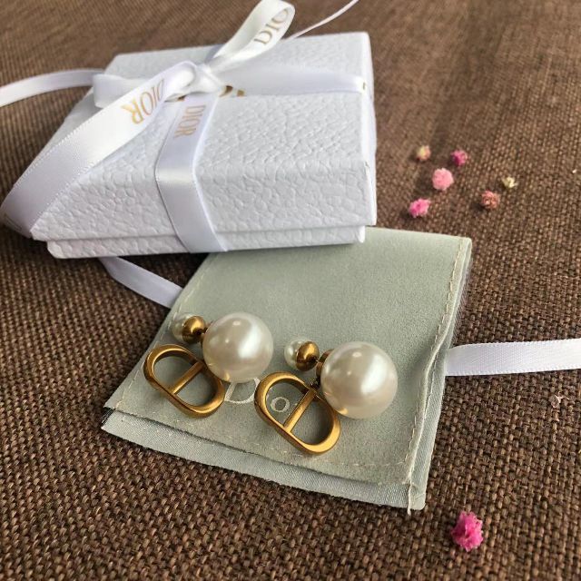 ディオール DIOR TRIBALES ピアス レジンパール