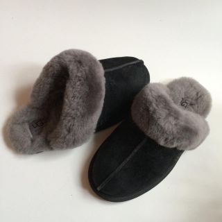 アグ(UGG)のフリル様専用UGGムートンスリッパ(スリッパ/ルームシューズ)