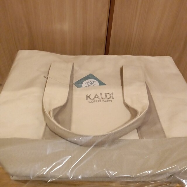 KALDI(カルディ)の【未使用】2023年 抽選販売福袋　「トートバッグ」のみ　カルディ メンズのバッグ(トートバッグ)の商品写真