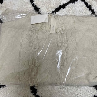 acka】flower pompon knit（試着のみの新品）の通販 by WA's shop｜ラクマ