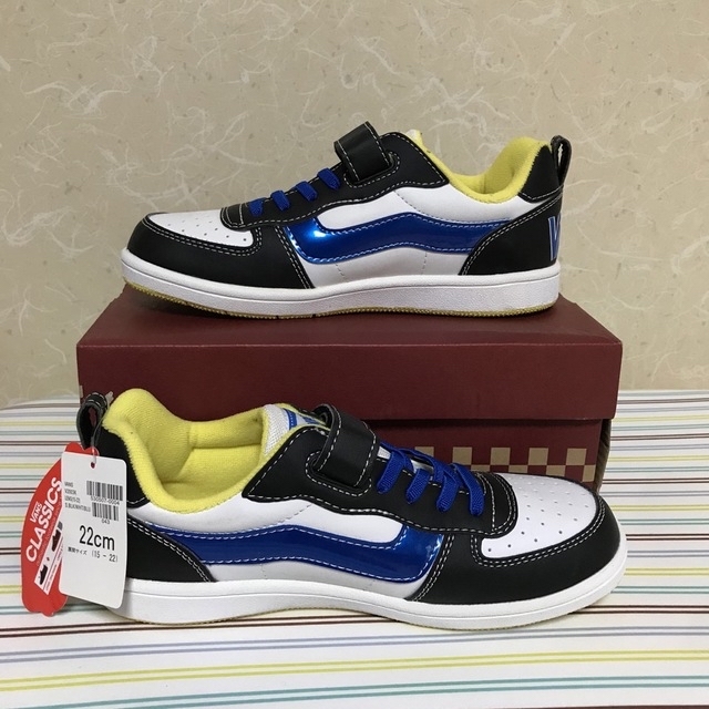 【新品未使用】VANSスニーカー | フリマアプリ ラクマ