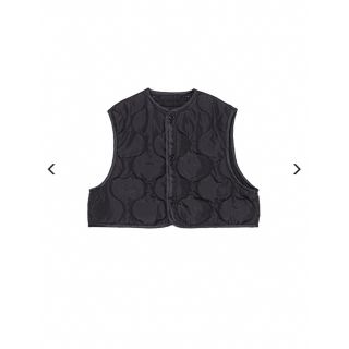 ハイク(HYKE)のHYKE QUILTED CROPPED VEST ブラック(ベスト/ジレ)