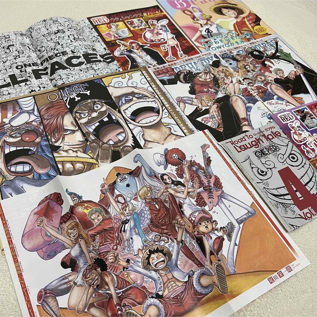 ONE PIECE(ワンピース)のONE PIECE グッズ エンタメ/ホビーの漫画(漫画雑誌)の商品写真