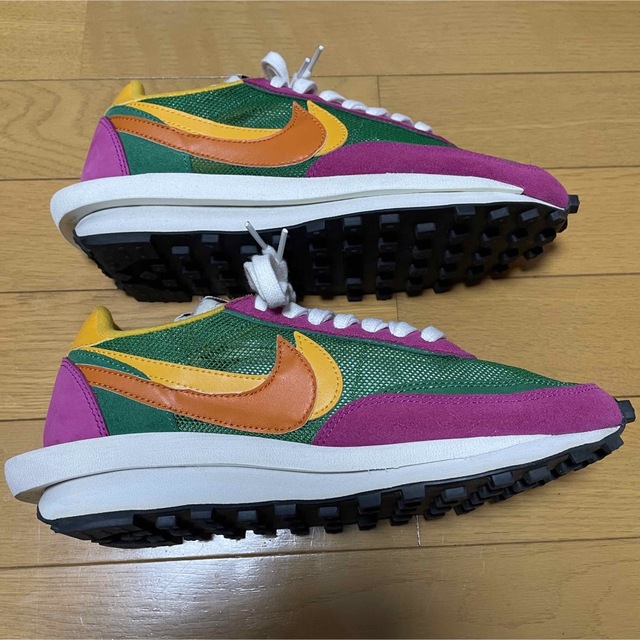 NIKE(ナイキ)のsacai × NIKE LDV WAFFLE PINE GREEN 25cm メンズの靴/シューズ(スニーカー)の商品写真