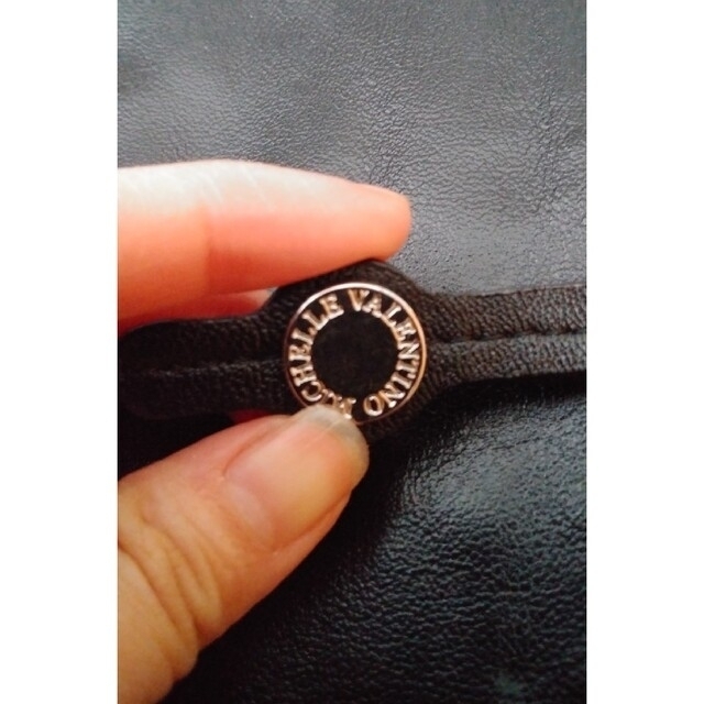 ヴァレンチノ　財布　黒 レディースのファッション小物(財布)の商品写真