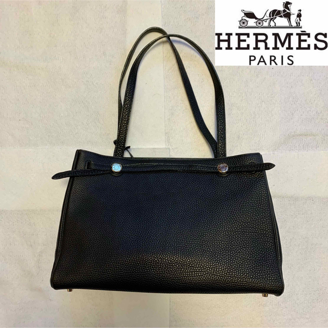 Hermes(エルメス)のエルメス　カバナ　人気のトゴ　黒　オールレザー　ショルダーバッグ　美品 レディースのバッグ(ショルダーバッグ)の商品写真