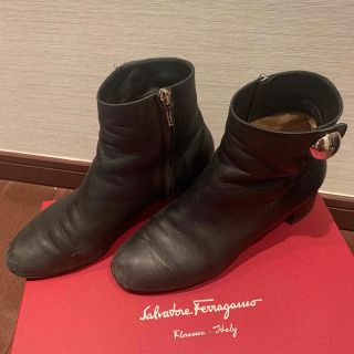 サルヴァトーレフェラガモ(Salvatore Ferragamo)のフェラガモ　ショートブーツ　ブーティ(ブーティ)