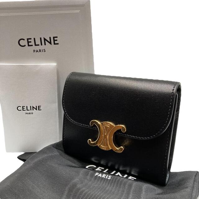 話題の行列 celine 三つ折り財布 ブラック×ゴールド シャイニーカーフスキン スモールウォレット コンパクトウォレット トリオンフ セリーヌ CELINE ☆美品 - 財布