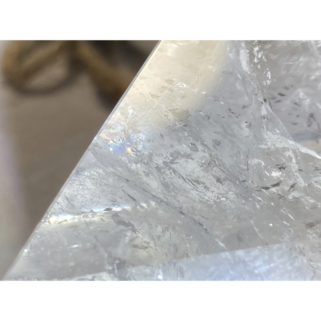 大宇宙との融合✨】虹入り ピラミッド 神聖幾何学 クリスタル 水晶