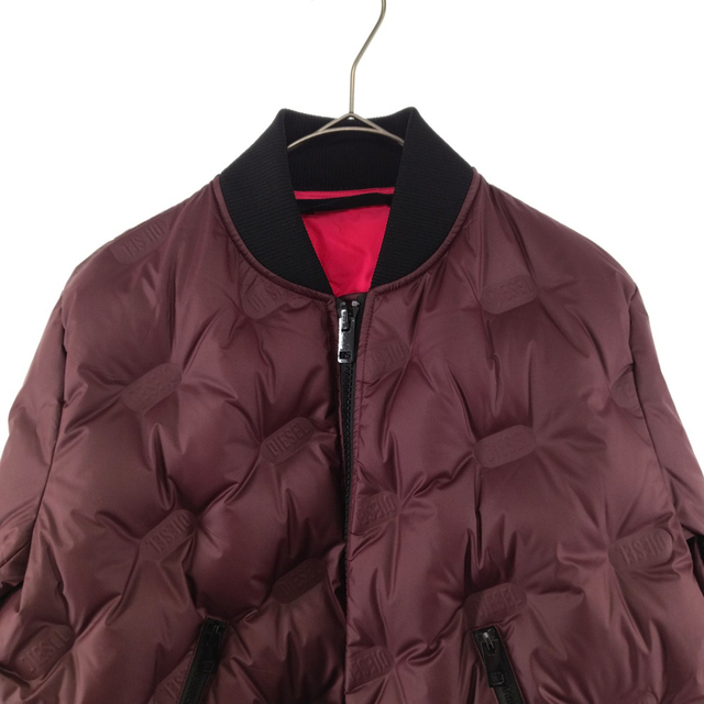 DIESEL ディーゼル 21AW ロゴキルティングデザイン ボンバーダウンジャケット レディース ボルドー A00542-W-AVALES-0LAZX DIESEL ディーゼル 21AW ロゴキルティングデザイン ボンバーダウンジャケット レディース ボルドー A00542-W-AVALES-0LAZX