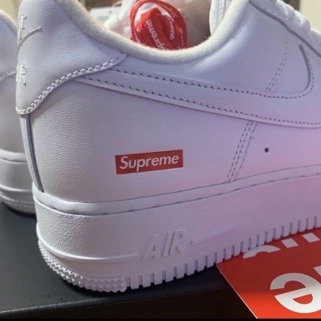 Supreme AF1 NIKE エアフォース1 ホワイト シュプリーム ナイキ