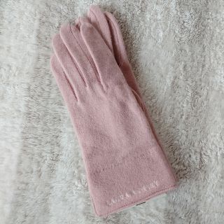 LAURA ASHLEY - ローラアシュレイ 手袋 新品未使用の通販 by Mon