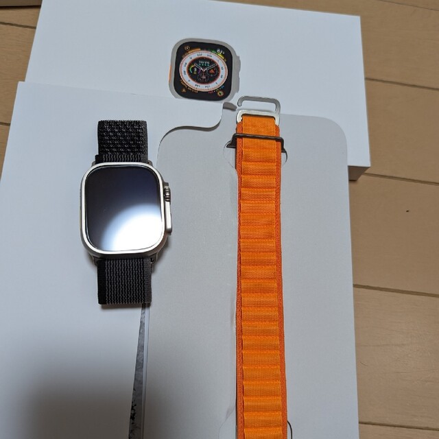 Apple Watch(アップルウォッチ)のApple Watch ULTRA 49mm チタニウム オレンジアルパイン S スマホ/家電/カメラのスマートフォン/携帯電話(その他)の商品写真