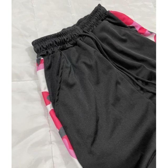 新品 ♡ ピンク 迷彩 ジョガーパンツ ブラック M レディース スウェット レディースのパンツ(カジュアルパンツ)の商品写真