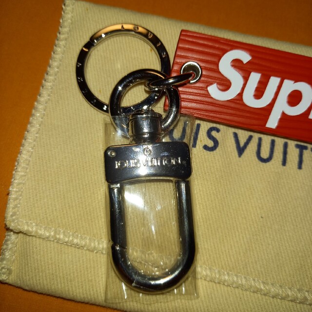 Louis vuitton Supreme キーホルダー2色セット ルイヴィトン