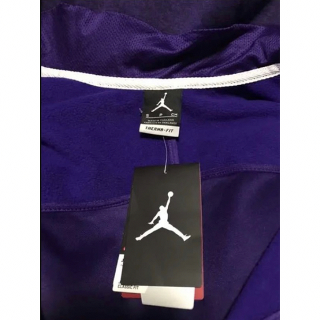 Jordan Brand（NIKE）(ジョーダン)の【未使用品】ジョーダン　AIR JORDAN パーカー　ニューヨーク　NY    スポーツ/アウトドアのスポーツ/アウトドア その他(バスケットボール)の商品写真