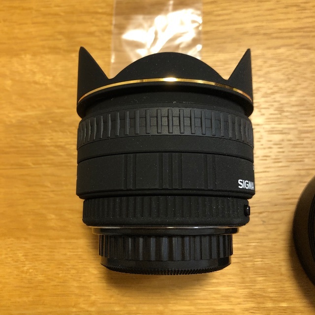 SIGMA(シグマ)のSIGMA 15mm F2.8 DG FISHEYE スマホ/家電/カメラのカメラ(レンズ(単焦点))の商品写真