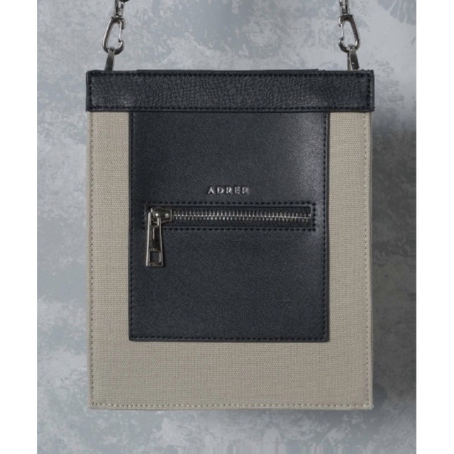 【完売品】ADRER The shoulder bagショルダーバッグ　ベージュ