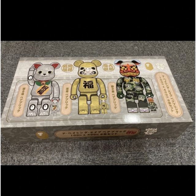 BE@RBRICK(ベアブリック)のBE@RBRICK × BAPE 招き猫銀 達磨金 獅子舞 100%&400% エンタメ/ホビーのフィギュア(アニメ/ゲーム)の商品写真