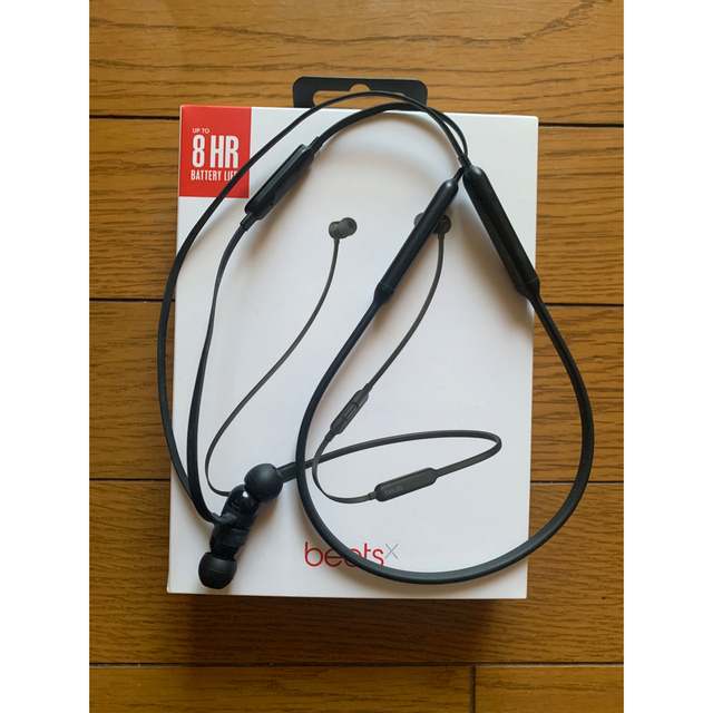 Beats(ビーツ)のbeats x スマホ/家電/カメラのオーディオ機器(ヘッドフォン/イヤフォン)の商品写真