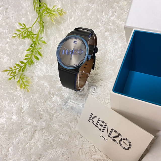 Nalushop＊23-935KENZO ケンゾー 腕時計 ラウンドフェイス レザーベルトタイガー刻印