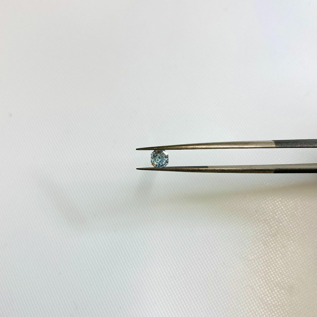 最新GIA！FANCY GREEN BLUE 0.43ct SQ/RT1789 レディースのアクセサリー(その他)の商品写真