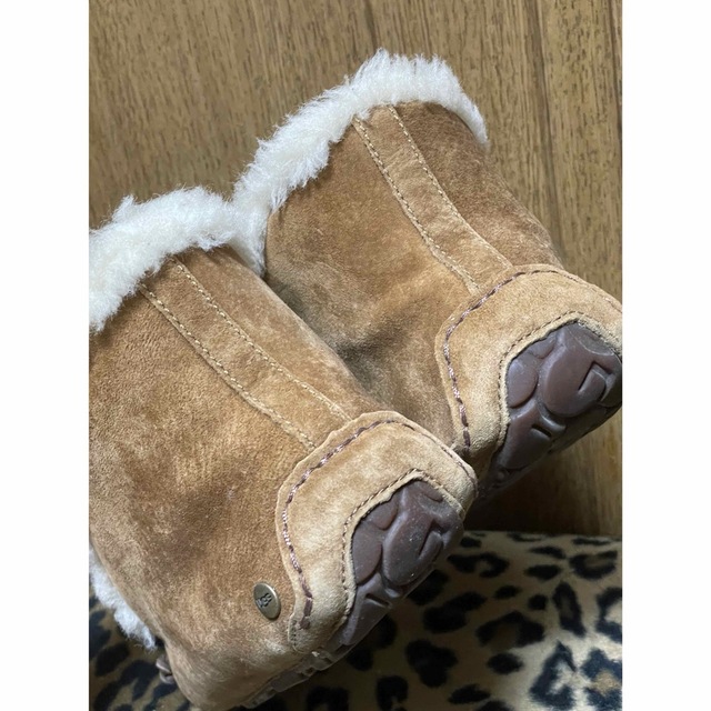 UGG(アグ)のアグ　 レディースの靴/シューズ(スリッポン/モカシン)の商品写真