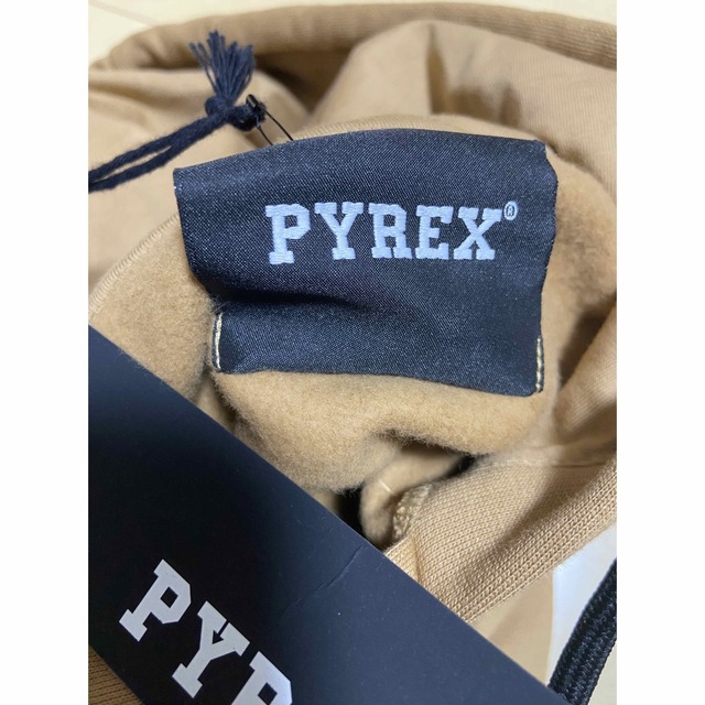 Pyrex(パイレックス)の激レア Pyrex パイレックス プルオーバーパーカー 新品未使用品 メンズのトップス(パーカー)の商品写真